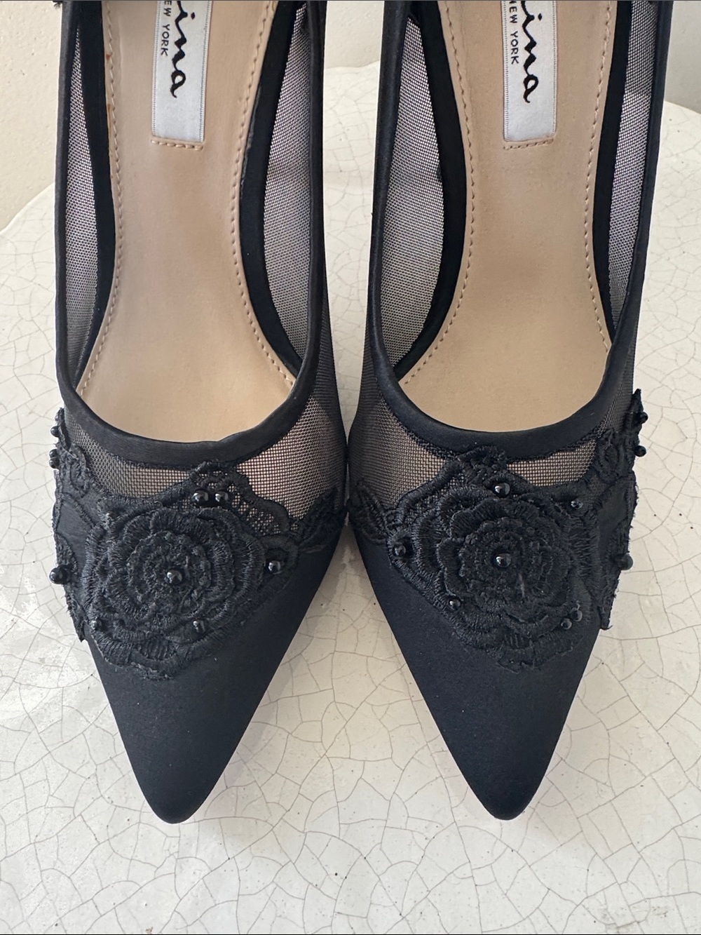 Nina DONELA Black Floral Appliqué Pointed-Toe Mesh Pumps Stiletto Heels Size 7.5 - Picture 9 of 12